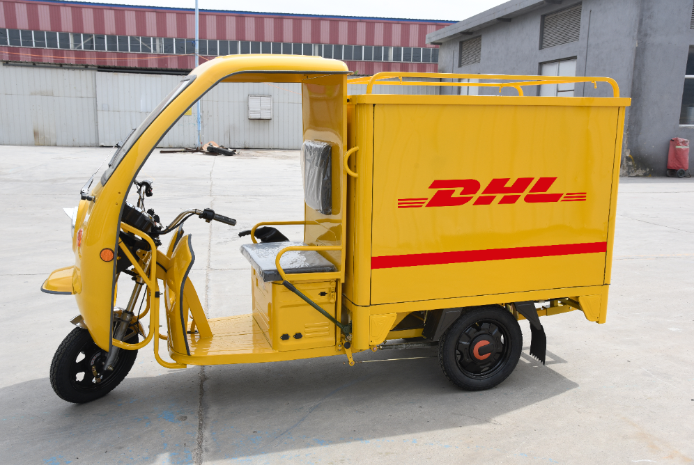 Cargo Runner mit DACH und KASTEN